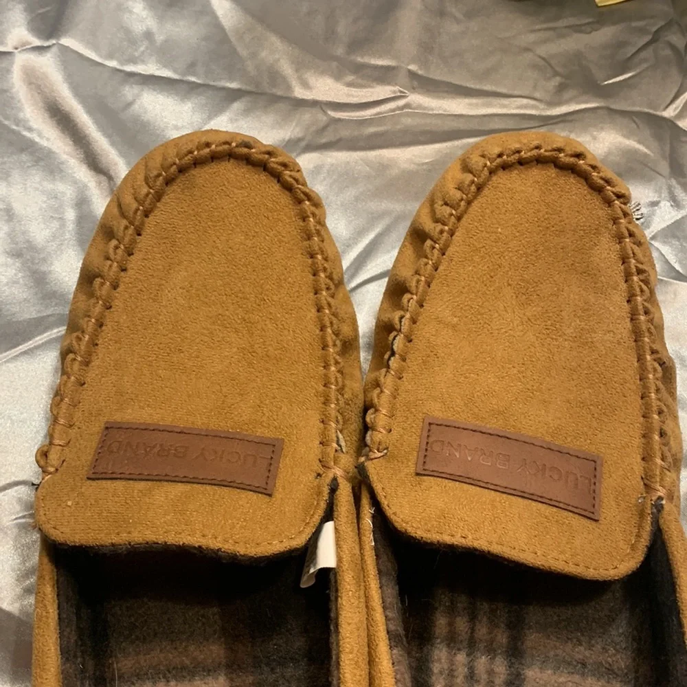 🌹 LUCKY BRAND • Brown Faux Suede WARM COZY MENS SLIP ON LOUNGE HOUSE SHOES •